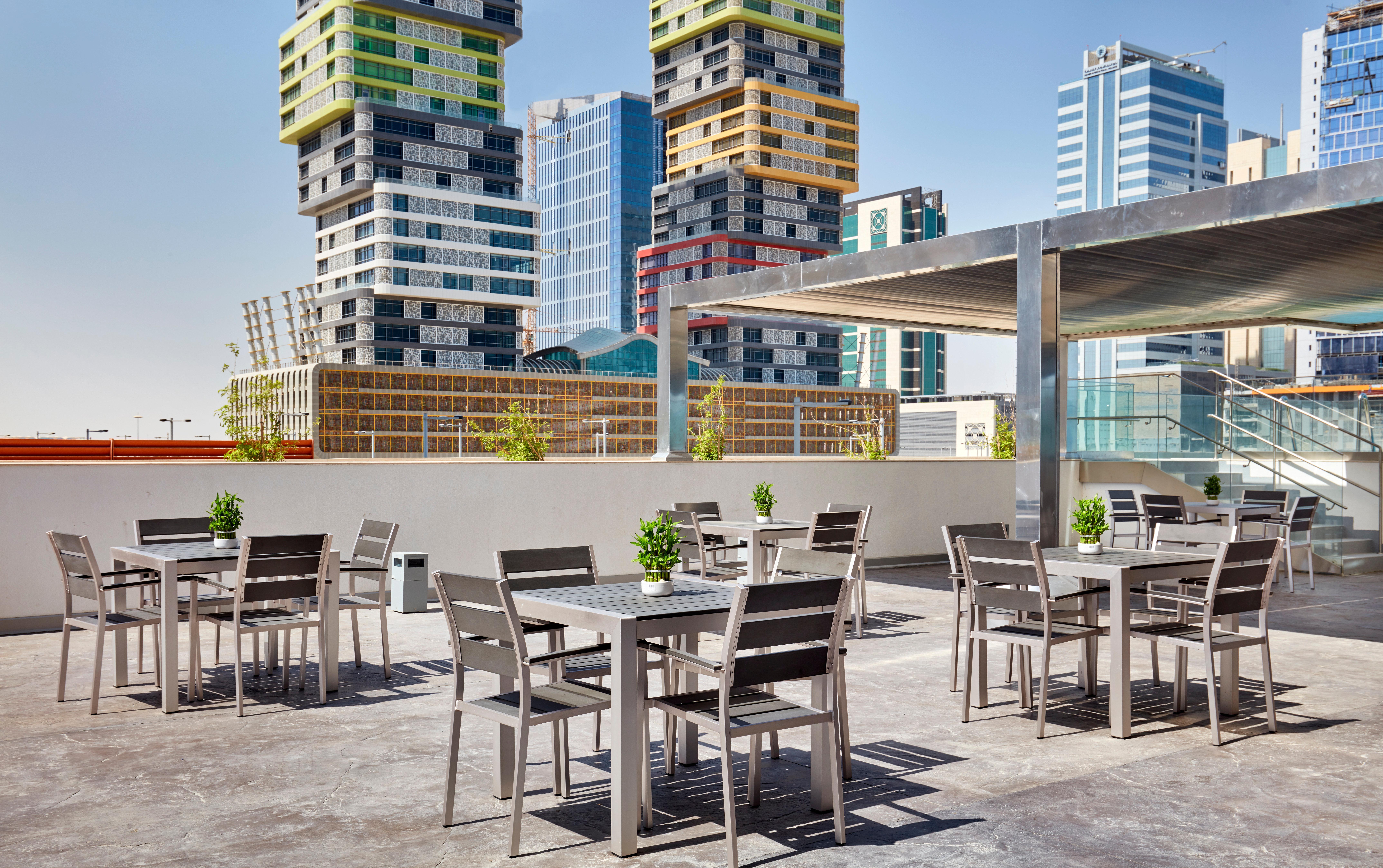 Staybridge Suites - Doha Lusail By Ihg Esterno foto